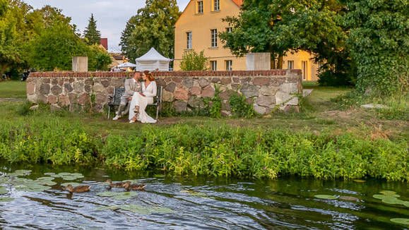Foto-Tobi,Foto Tobi,Hochzeitsfotograf,Brautpaar,Fotograf,Havelschloss,Havelschloss Zehdenick