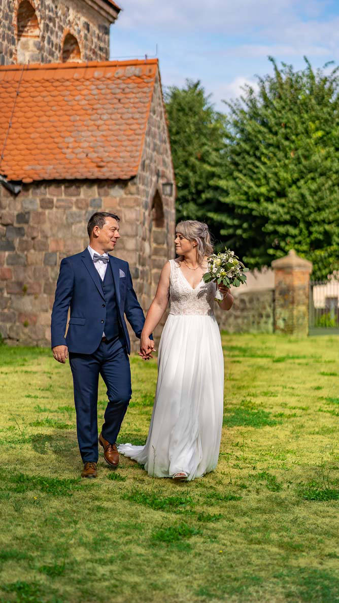 Foto-Tobi,Foto Tobi,Hochzeitsfotograf,Brautpaar,Fotograf,Festscheune,